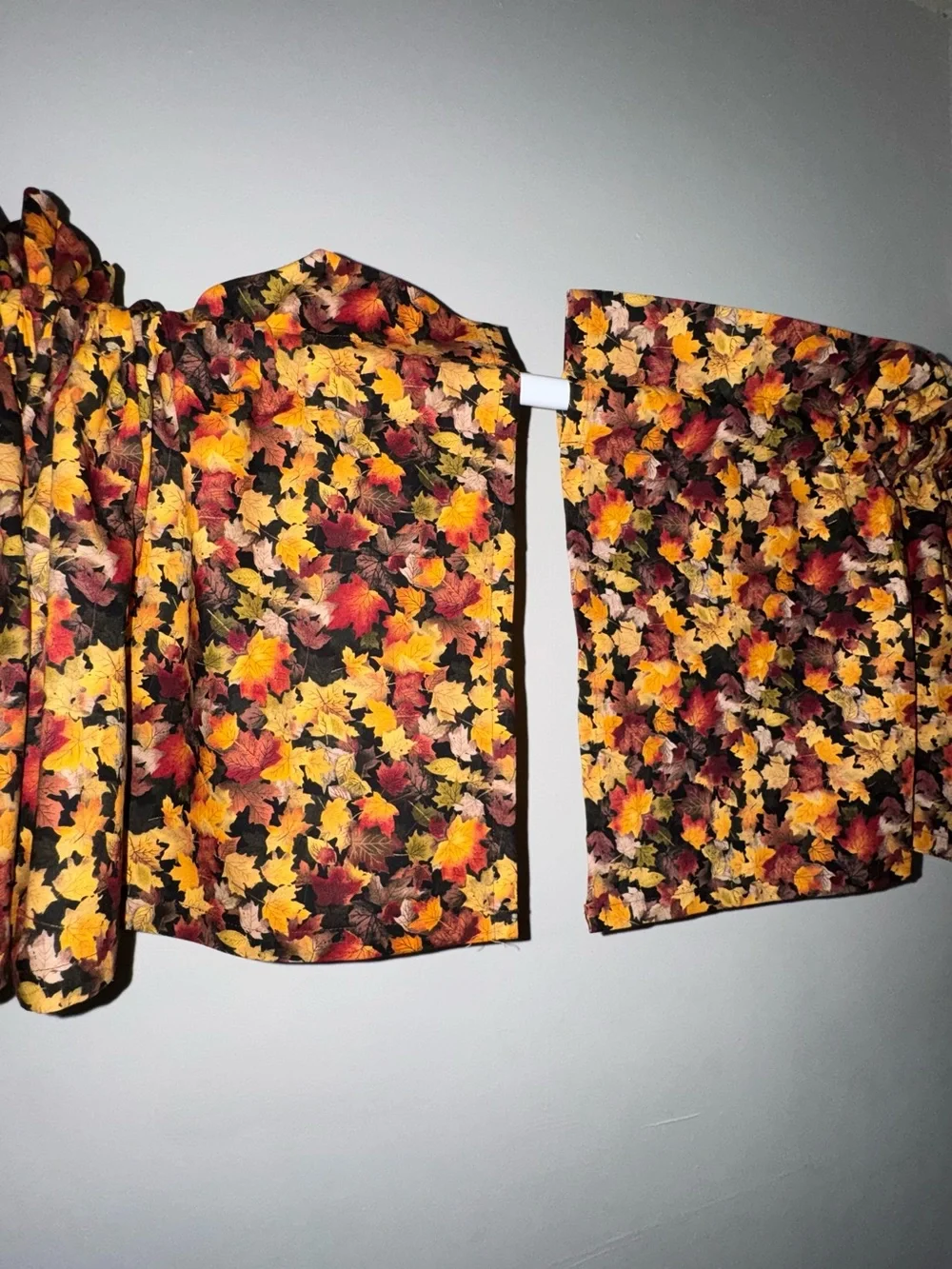 Set of 2 New Autumn 🍂 Valances